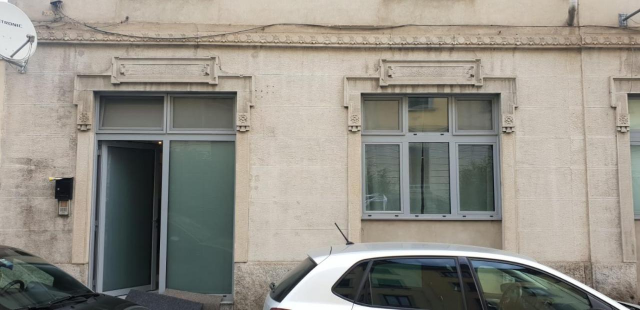 Miniloft Cattaneo Lägenhet Monza Exteriör bild